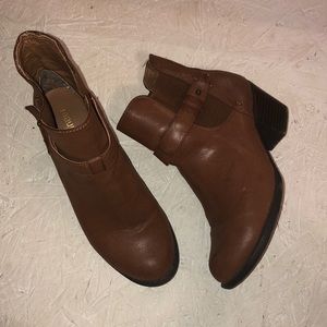 Brown ankle boots